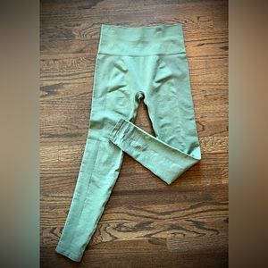 Spiritual Gangster high waisted intent legging